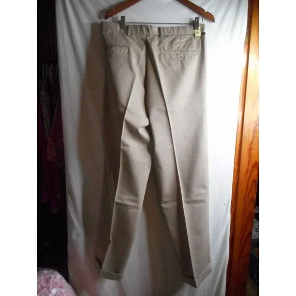 Vintage Dockers Sz 33W Pleated front cuffed cotton blend chino pants - Picture 5 of 6